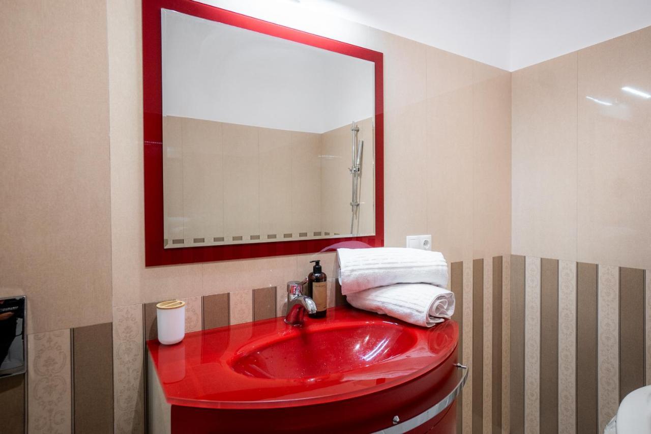 Xo Panoramic Apartment L Jacuzzi L Oradea Exteriér fotografie